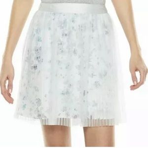 NWT LC Lauren Conrad Pleated Tulle Skirt Size Small